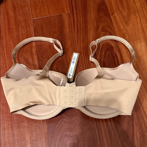 Skims Ultimate Push Up Balconette Bra - Picture 2 of 4